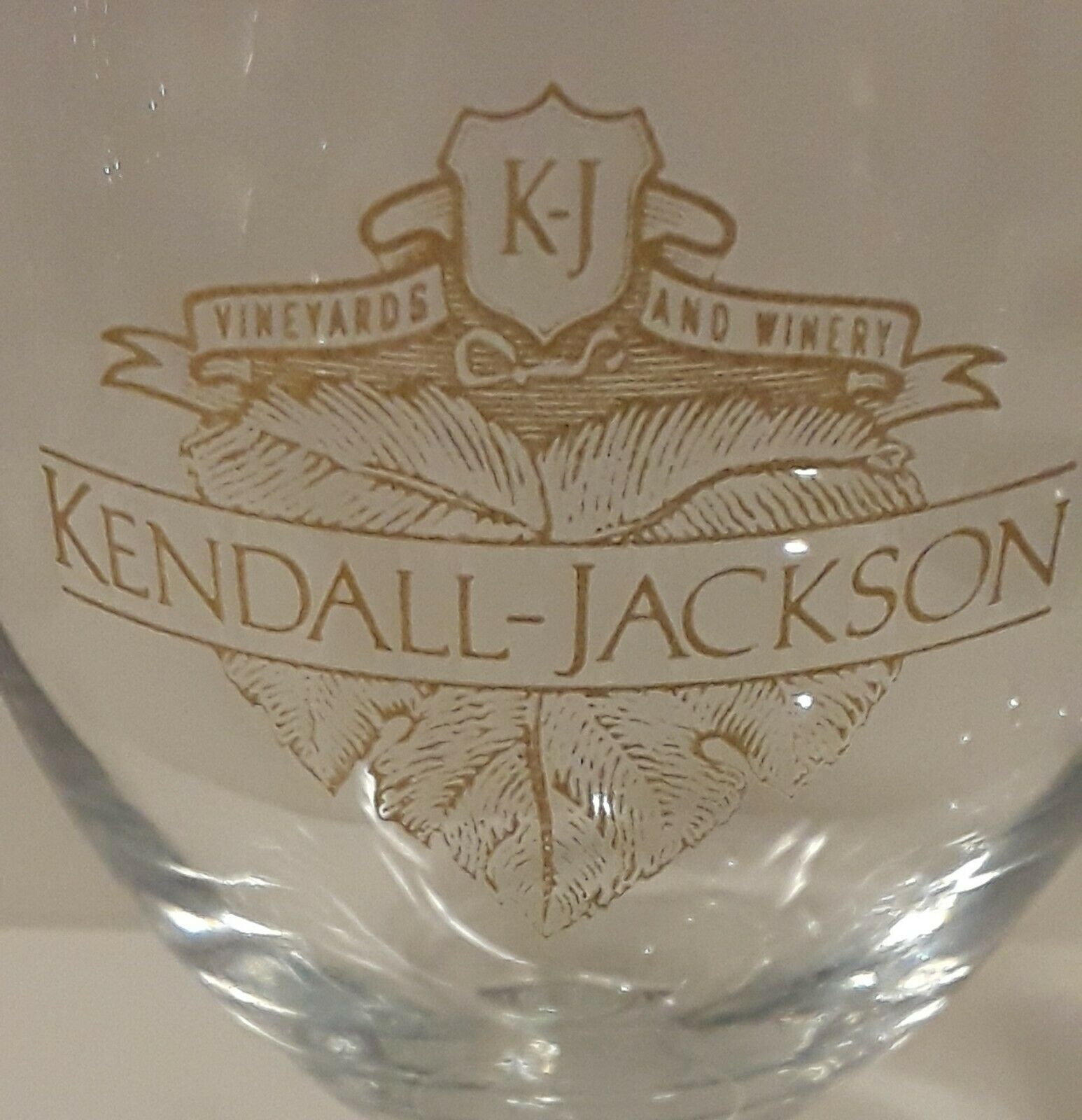 Kendall Jackson Winery Santa Rosa California Wine Glass Gold Artwork 6-3/4" Gift