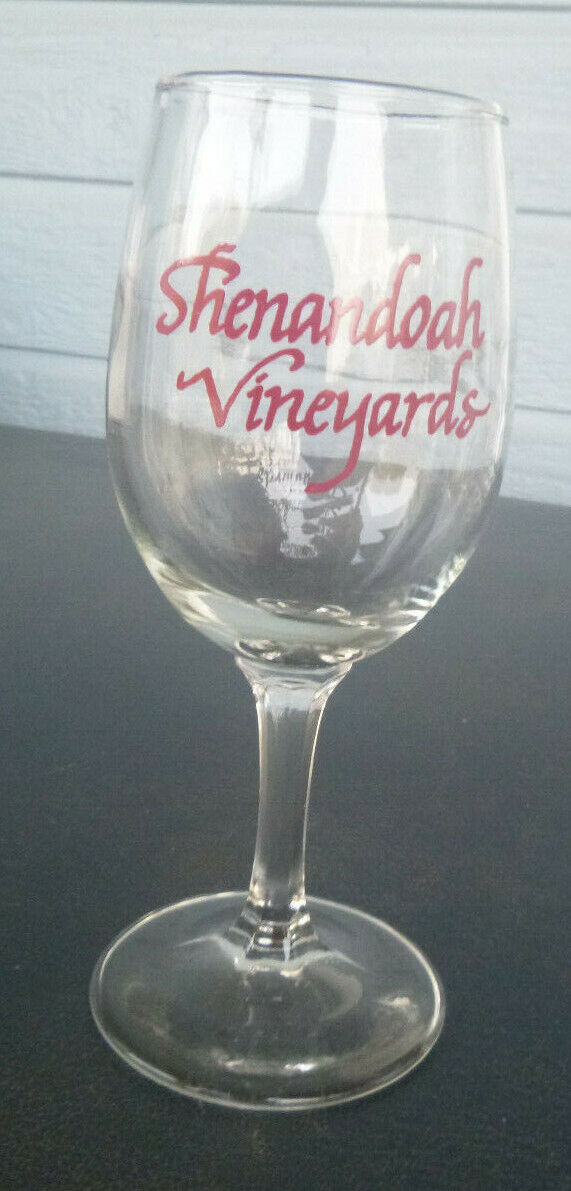 Vintage Shenandoah  Vineyards Winery Wine Glass  Plymouth California 6 1/4"